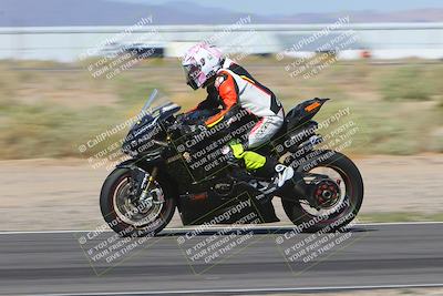 media/Nov-06-2023-Moto Forza (Mon) [[ce023d0744]]/3-Intermediate Group/Session 2 (Turn 14 Exit)/